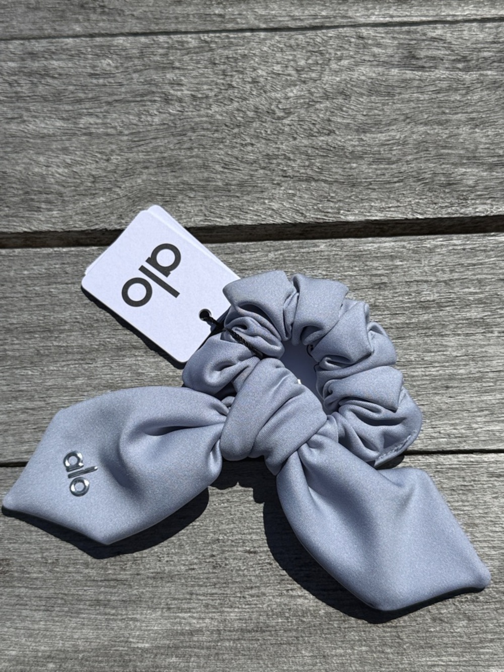 ALO Airlift Rhythm Scrunchie WINTER FROST‎ NWT